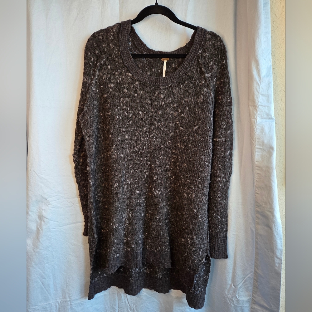 G256. Free People Jeepster Oversized Pullover in Brown-Gray - Size M